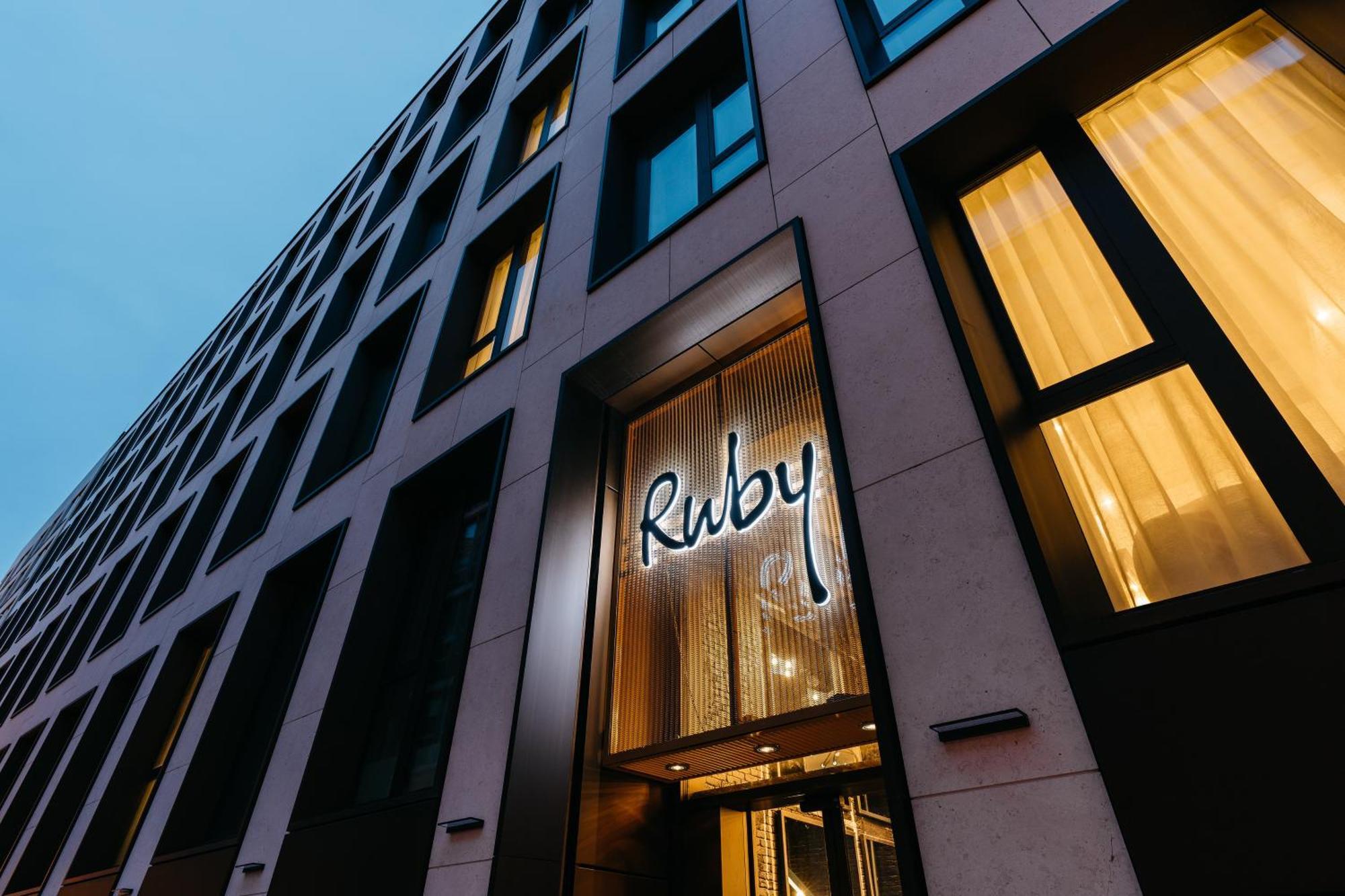Ruby Louise Hotel Frankfurt 美因河畔法兰克福 外观 照片