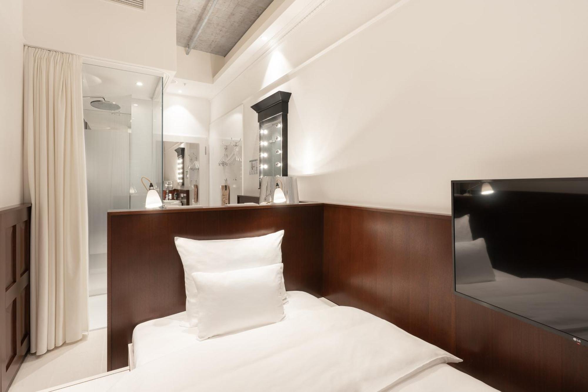 Ruby Louise Hotel Frankfurt 美因河畔法兰克福 外观 照片